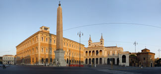 Panoramica di piazza San Giovanni in Laterano