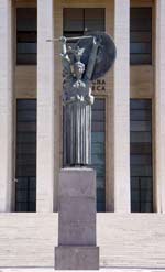 Sapienza Università di Roma: Statua della Minerva